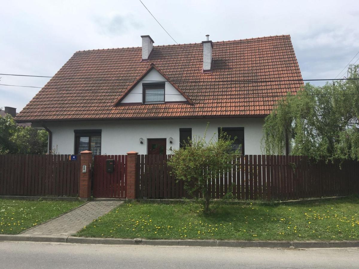 Holiday Home In Dobczyce Lesser With Terrace エクステリア 写真